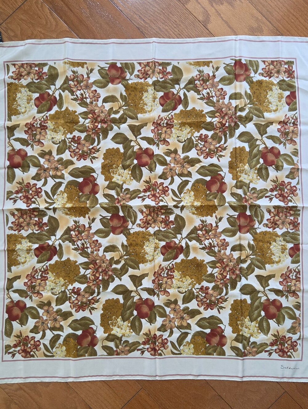 Vintage Saldarini Como Italy 100% Silk Scarf Square Botanical Autumn Harvest